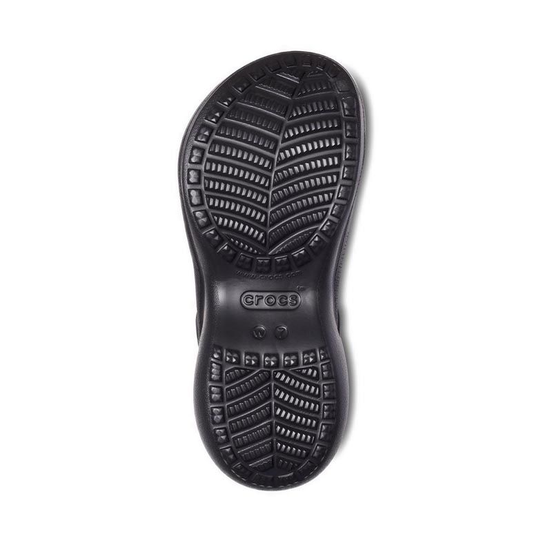 Crocs Women's Classic Bae Clog - Black - Gambar 3