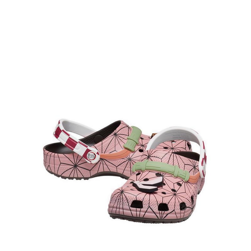 Crocs Demon Slayer Nezuko Classic Unisex Clog - Espresso - Gambar 4
